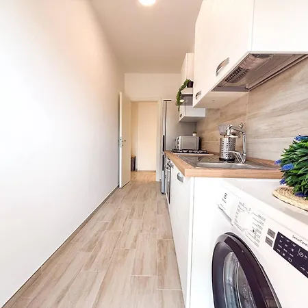 Albany A Pochi Passi Dal Mare Rif A811 San Benedetto del Tronto