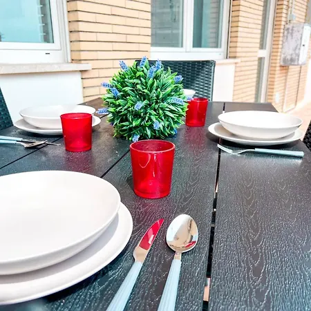 Albany A Pochi Passi Dal Mare Rif A811 * San Benedetto del Tronto